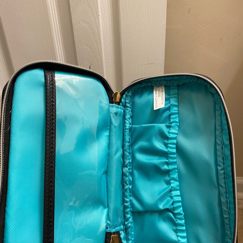 Makeup bag - Picture 4 of 5